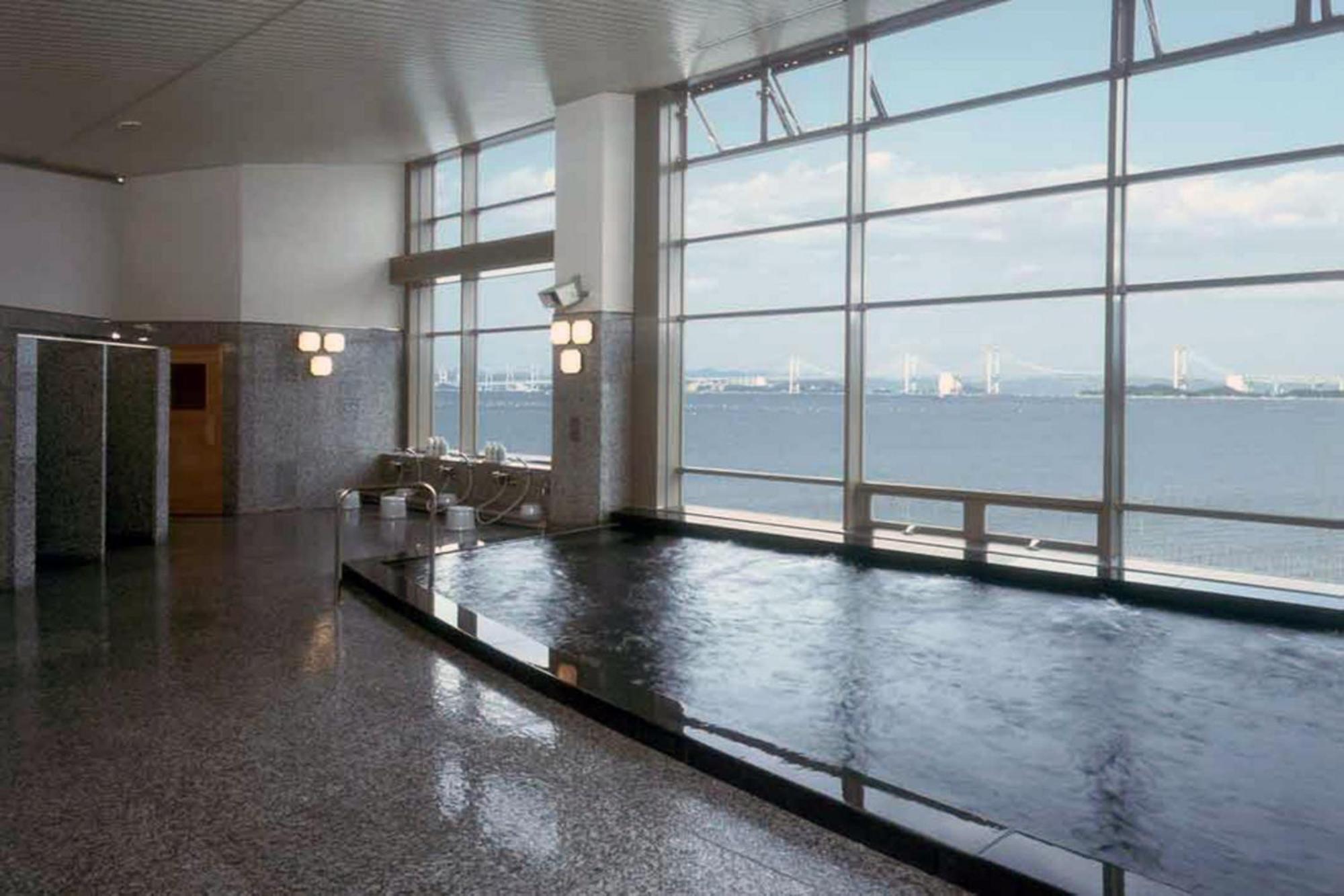 Okura Hotel Marugame Exteriör bild